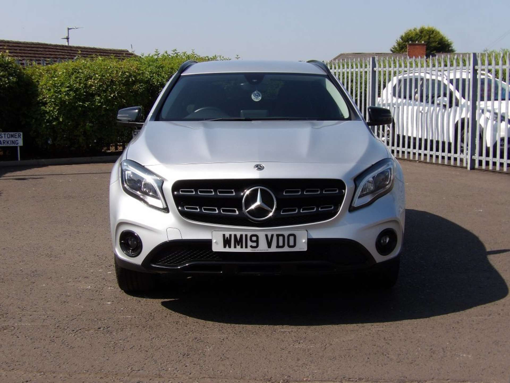 Mercedes-Benz GLA Class Urban Edition #2