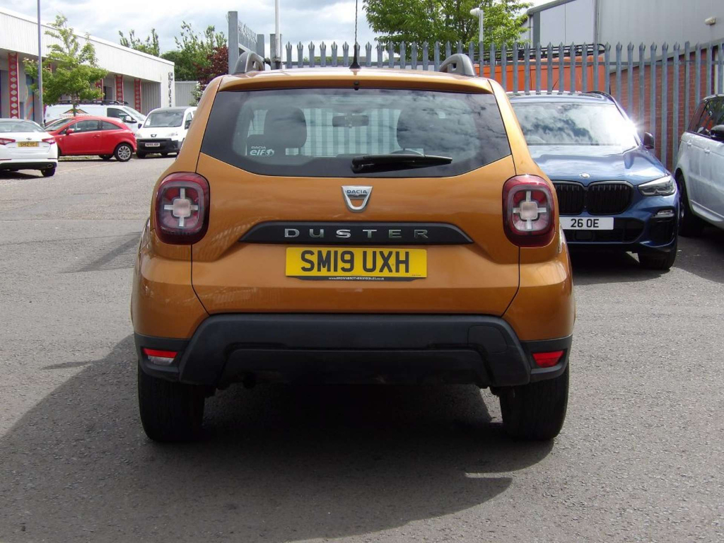 Dacia Duster Essential Sce 4X2 #4