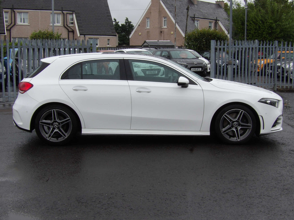Mercedes-Benz A Class Amg Line Premium