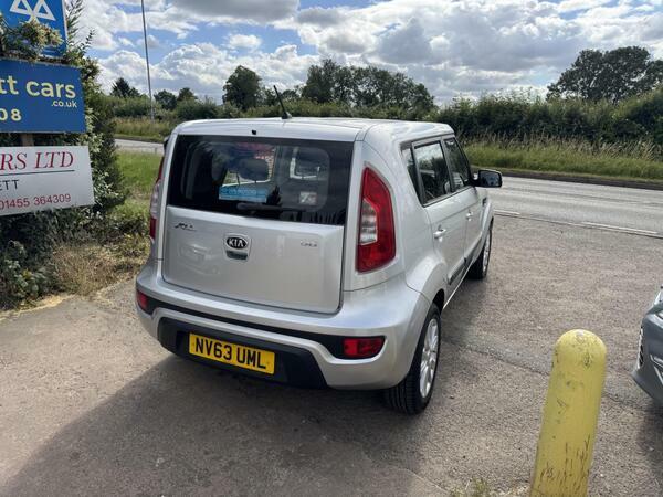 Kia Soul 1.6 Crdi 2 Euro 5 Silver #6