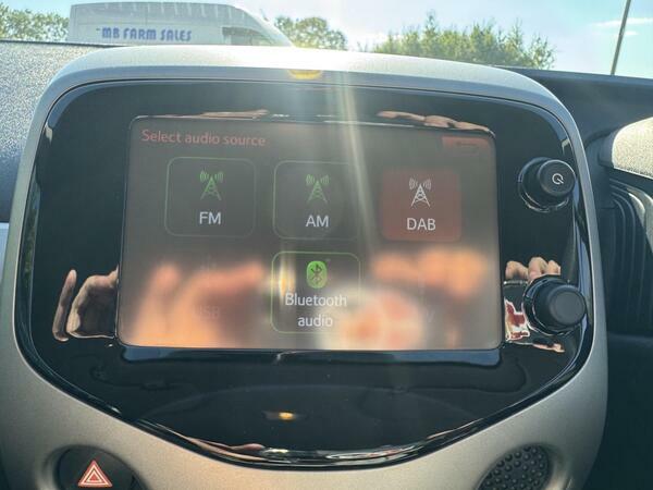 Citroen C1 1.0 Vti Feel Hatchback Euro 6 6 White #20