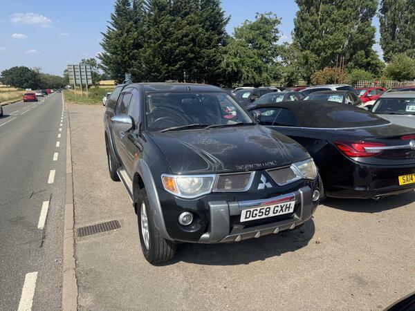 Mitsubishi L200 2.5 Di-d Animal 4Wd Black