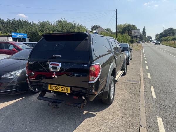 Mitsubishi L200 2.5 Di-d Animal 4Wd Black #5