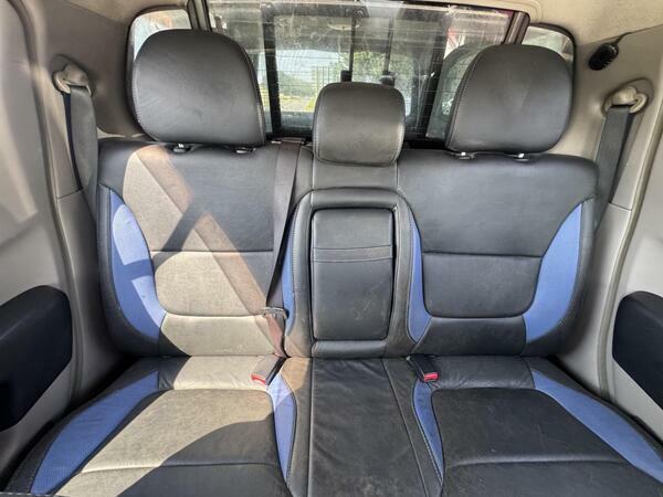 Mitsubishi L200 Blue #10
