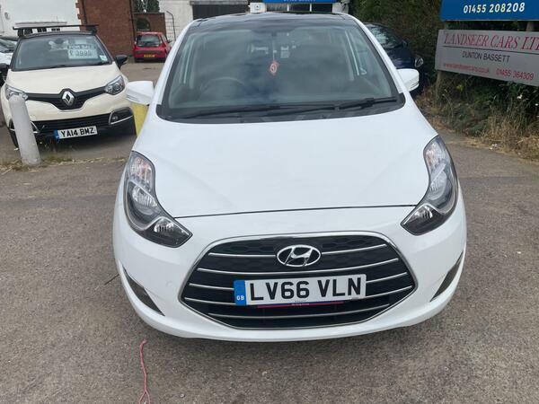 Hyundai Ix20 1.6 Crdi Blue Drive Premium Nav Euro 6 Ss White #6