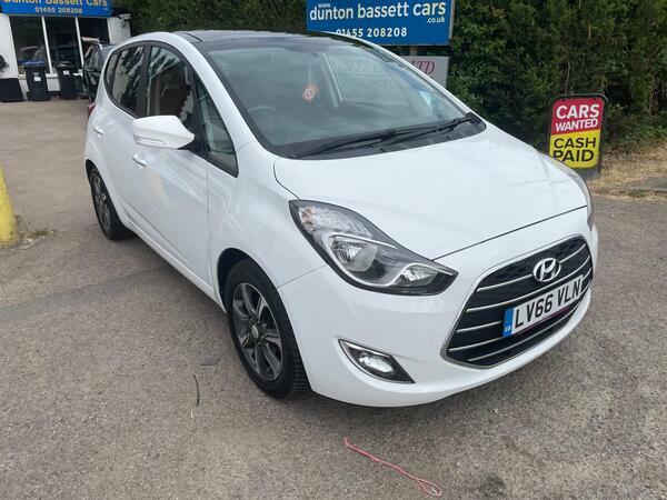 Hyundai Ix20 1.6 Crdi Blue Drive Premium Nav Euro 6 Ss White