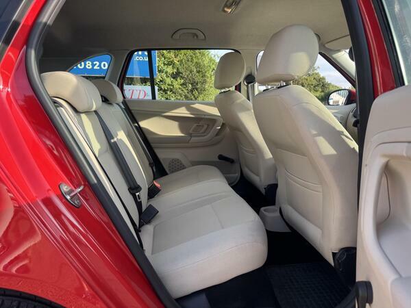 Skoda Fabia 1.2 Tsi Scout Beige #29