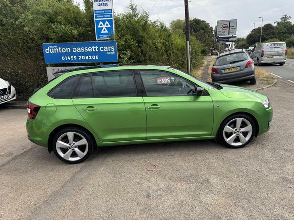 Skoda Rapid Spaceback 1.2 Tsi Se Sport Euro 5 Green #4