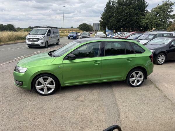 Skoda Rapid Spaceback 1.2 Tsi Se Sport Euro 5 Green #5