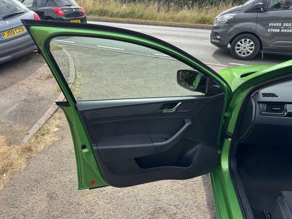 Skoda Rapid Spaceback 1.2 Tsi Se Sport Euro 6 Ss Blue #47
