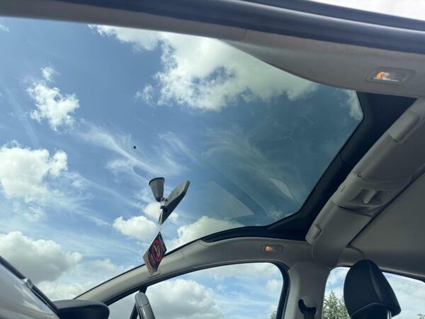 Citroen C3 1.6 Exclusive 118 Bhp Blue #18
