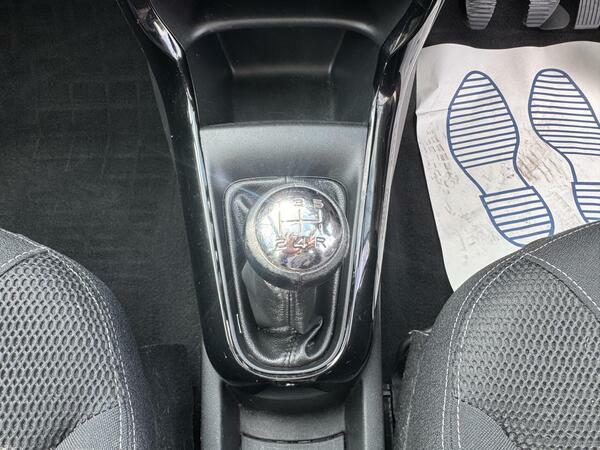 Citroen C3 1.6 Exclusive 118 Bhp Blue #31