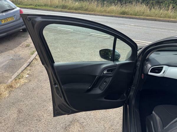 Citroen C3 1.6 Exclusive 118 Bhp Blue #38