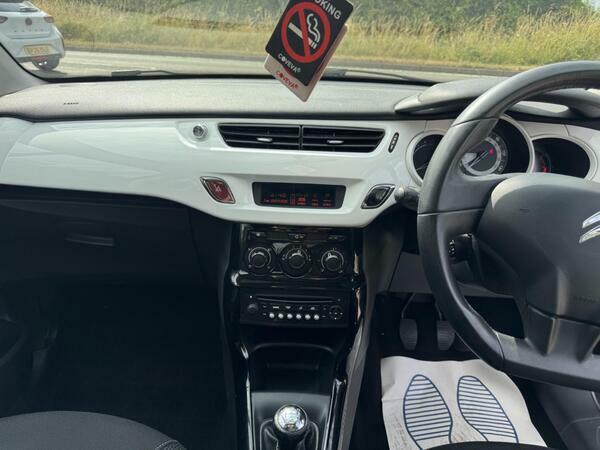Citroen C3 1.6 Exclusive 118 Bhp Blue #20
