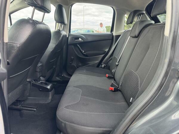 Citroen C3 1.6 Exclusive 118 Bhp Blue #34
