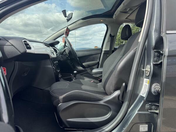 Citroen C3 1.6 Exclusive 118 Bhp Blue #15