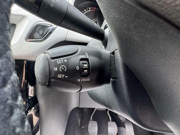 Citroen C3 1.6 Exclusive 118 Bhp Blue #23