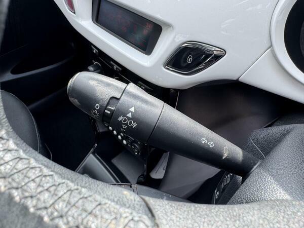Citroen C3 1.6 Exclusive 118 Bhp Blue #22