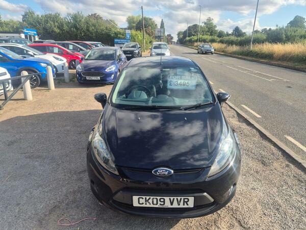 Ford Fiesta 1.25 Style Black #2