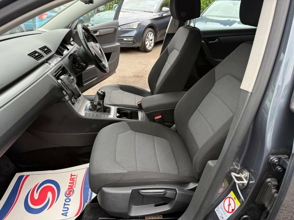 Volkswagen Passat 2.0 Tdi Bluemotion Tech Sport Estate Ma Silver #25