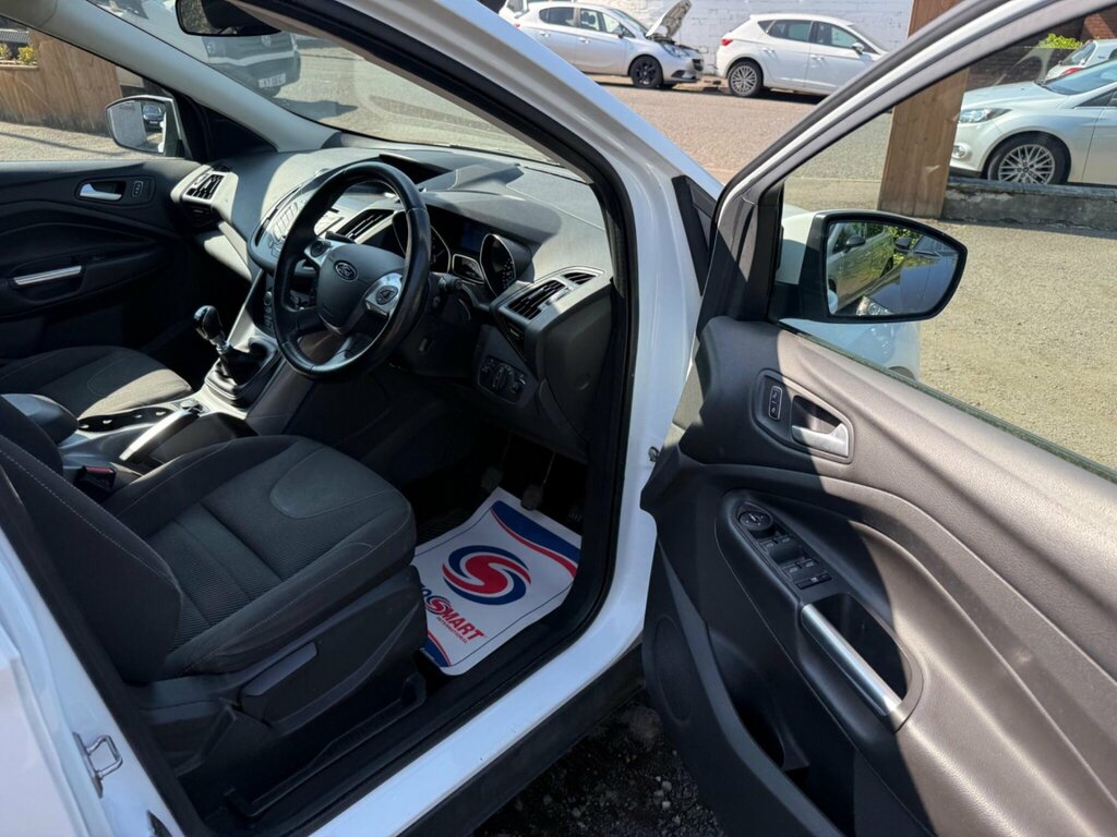 Ford Kuga Blue #16
