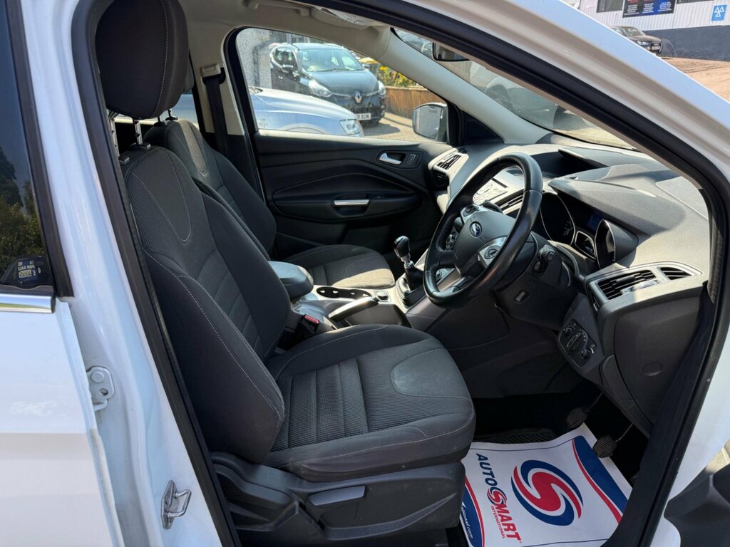 Ford Kuga Blue #15