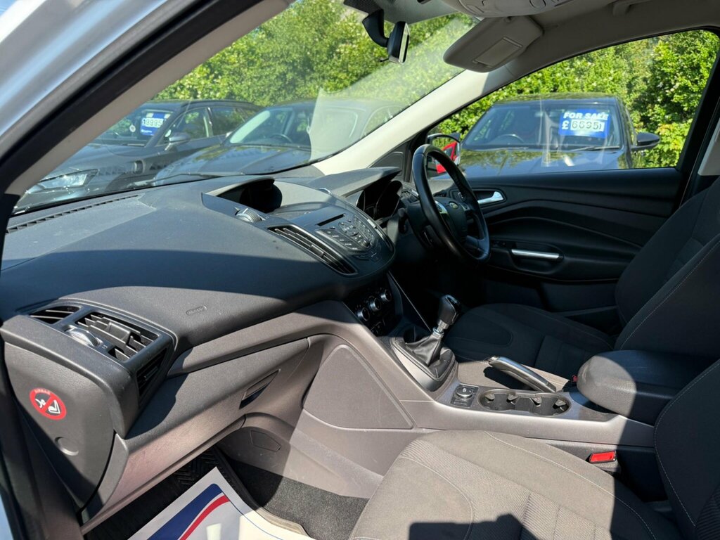 Ford Kuga Blue #20