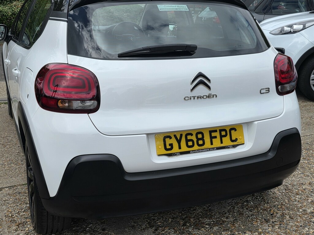 Citroen C3 2018 Citroen C3 110Bhp Puretech Flair Glass Roof Black #9