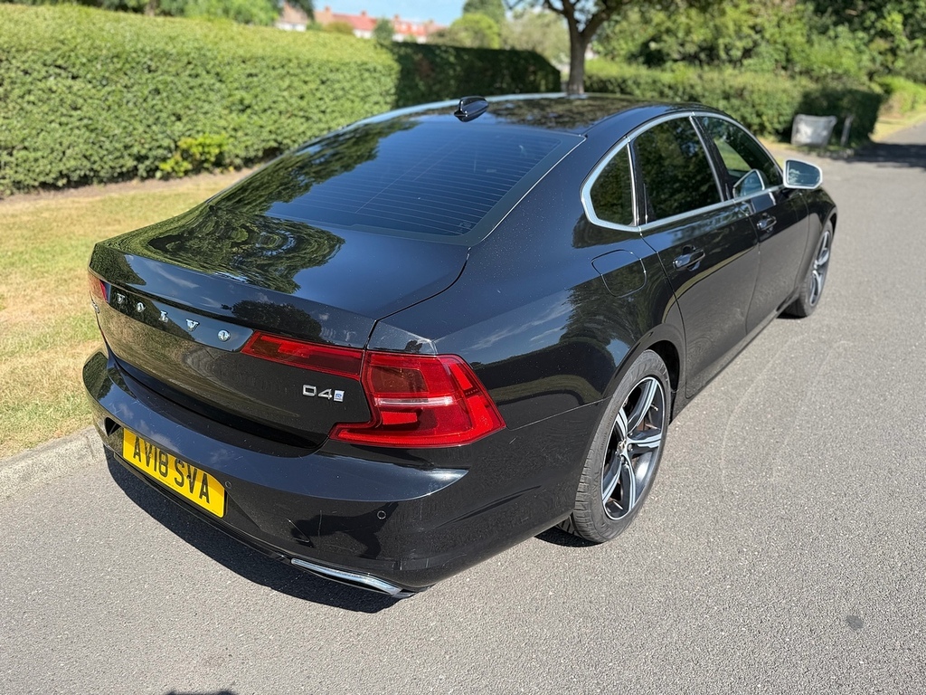 Volvo S90 D4 R-design U3583 Ulez AV18SVA Black #3
