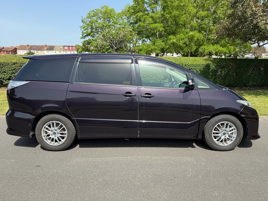 Toyota Estima Aeras U3492 Purple #2