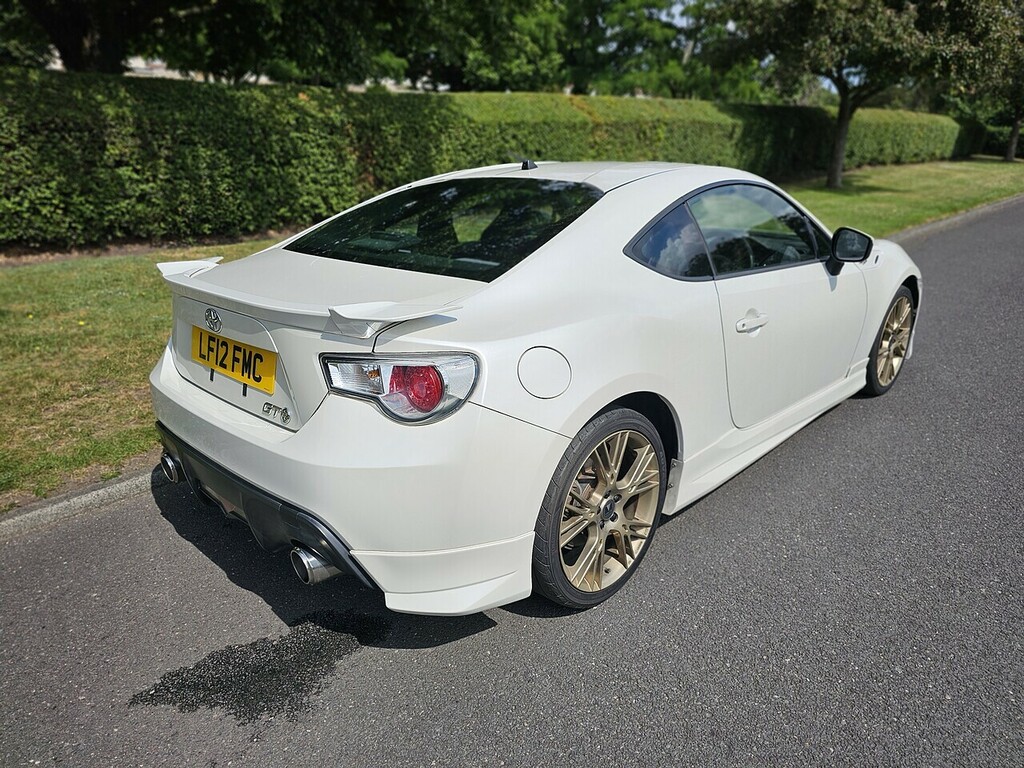 Toyota GT86 Boxer D-4s U3513 White #3