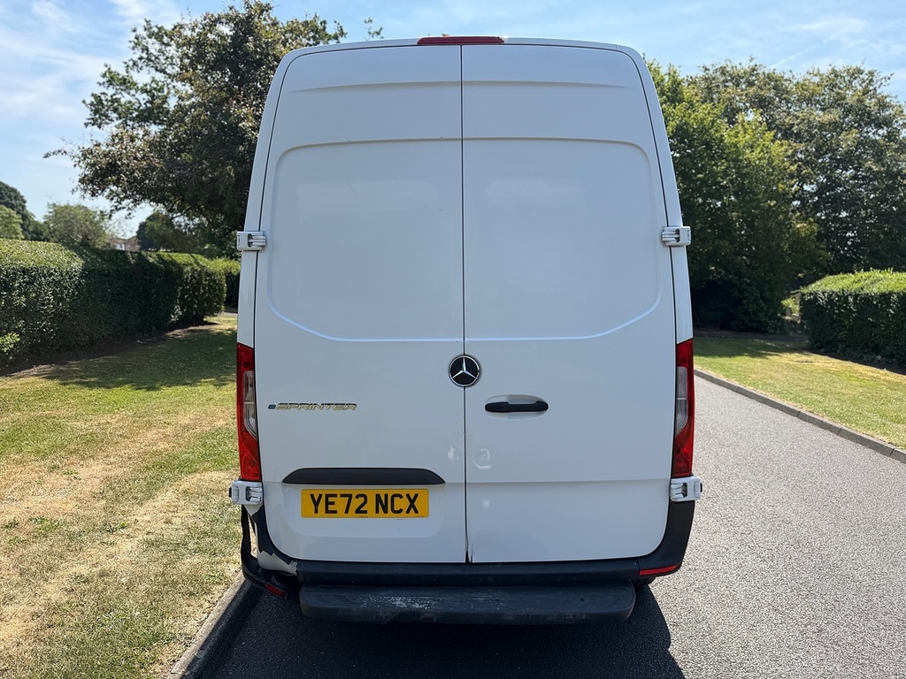 Mercedes-Benz eSprinter Progressive U3592 Ulez White #5