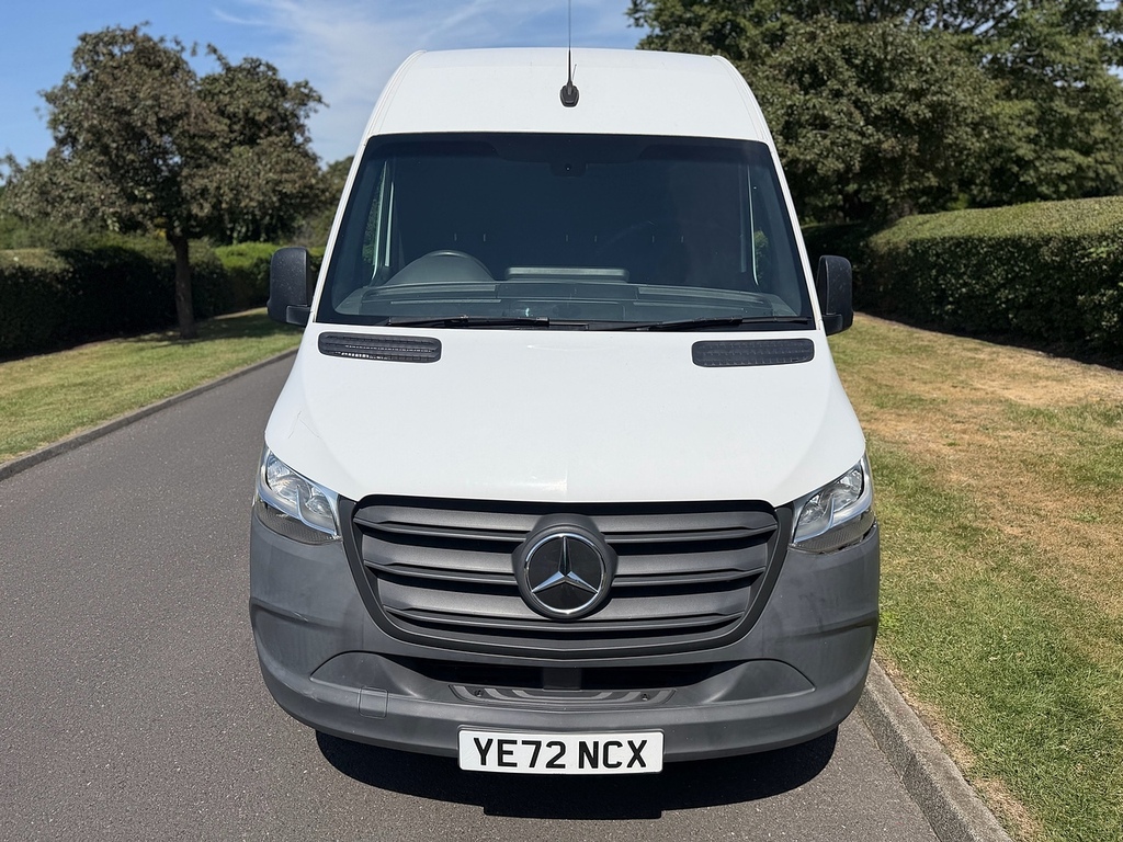 Mercedes-Benz eSprinter 85Kw 55Kwh Progressive Van 80Kw Charger White #12