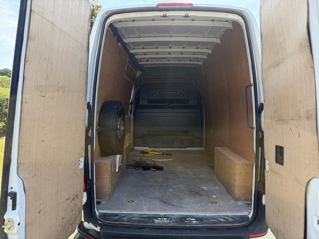 Mercedes-Benz eSprinter Progressive U3592 Ulez White #6