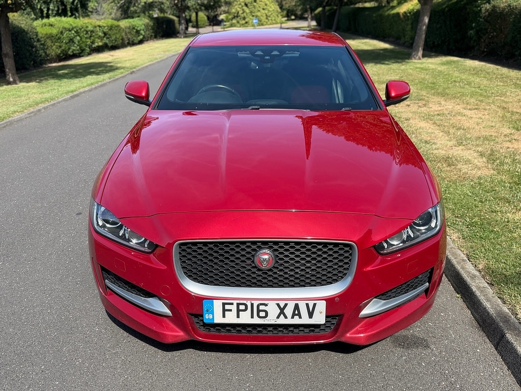 Jaguar XE 2.0D 180 R-sport Awd Saloon Blue #12