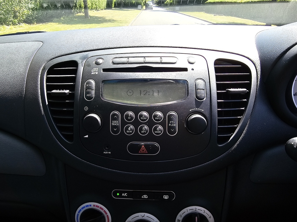 Hyundai I10 1.2 Active Hatchback Euro 5 85 Blue #16