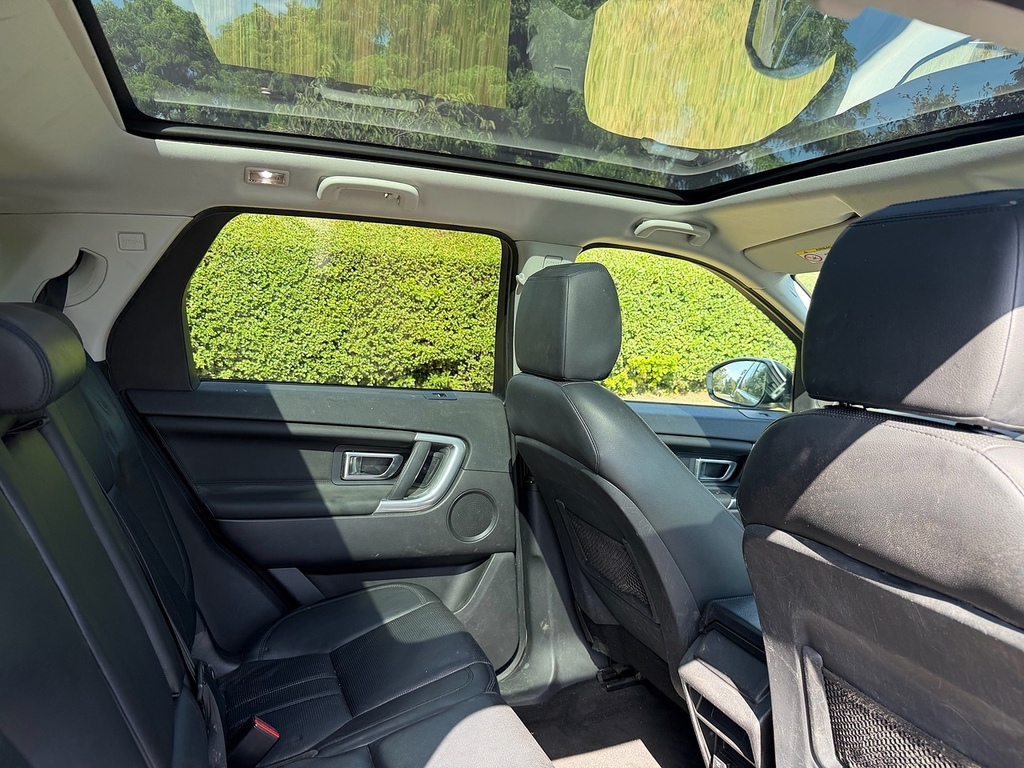 Land Rover Discovery Sport 2L Hse Black Black #26