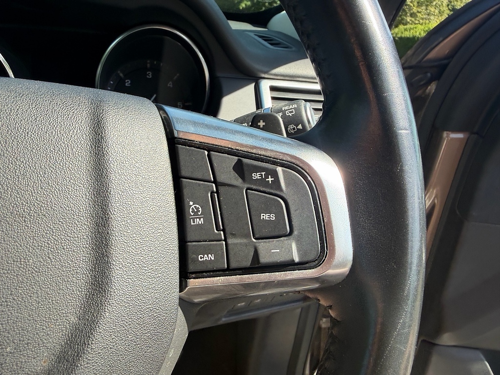 Land Rover Discovery Sport 2L Hse Black Black #32