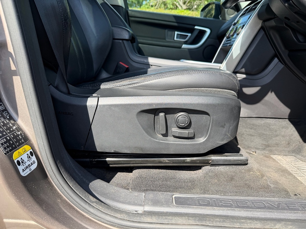 Land Rover Discovery Sport 2L Hse Black Black #29