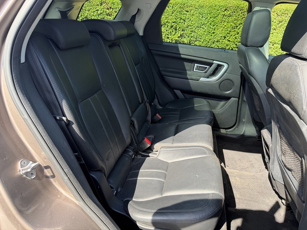 Land Rover Discovery Sport 2L Hse Black Black #25