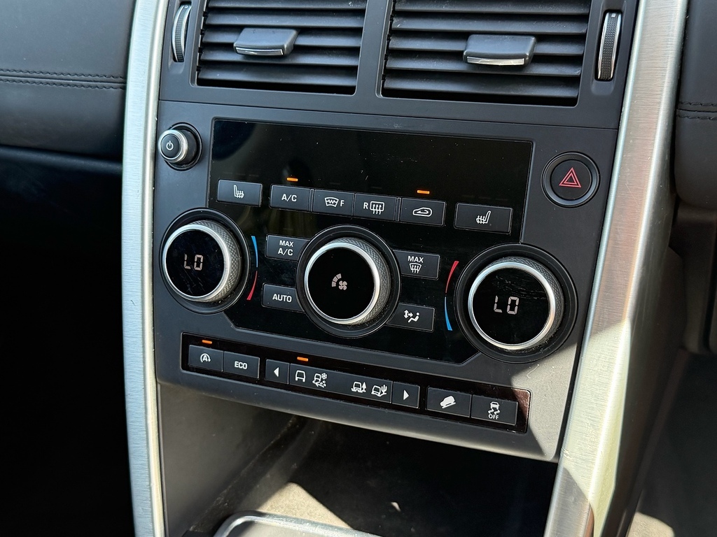 Land Rover Discovery Sport 2L Hse Black Black #40