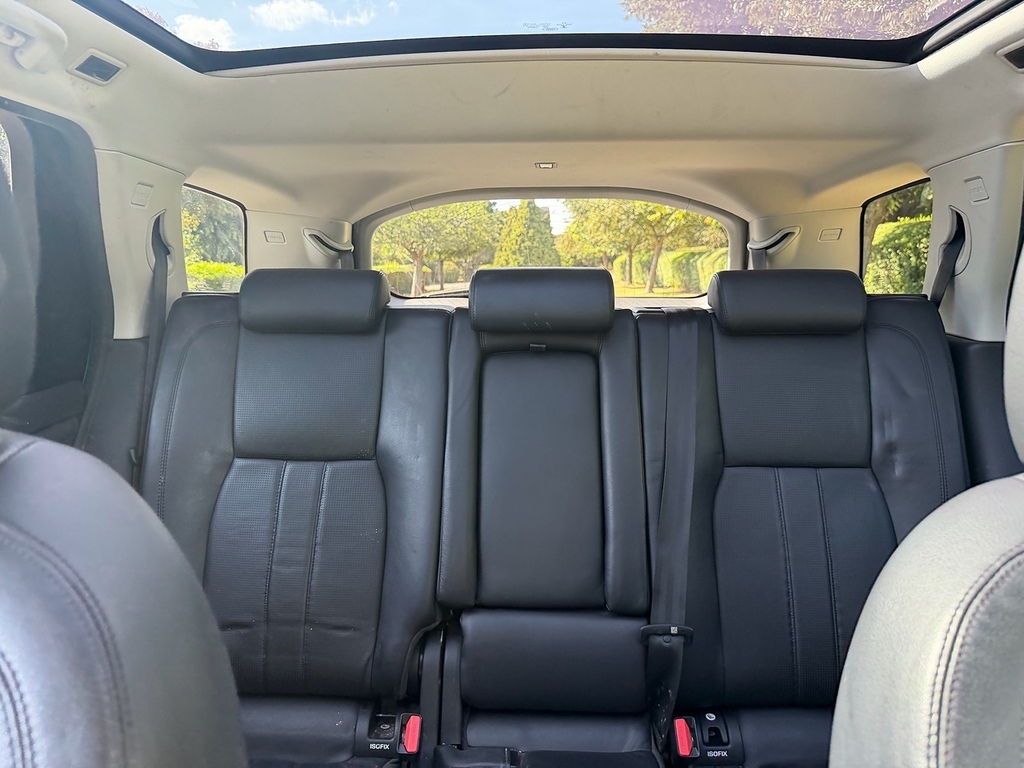 Land Rover Discovery Sport 2L Hse Black Black #36