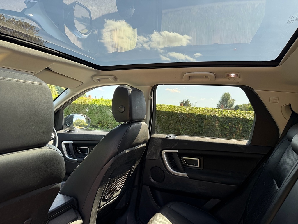 Land Rover Discovery Sport 2L Hse Black Black #22
