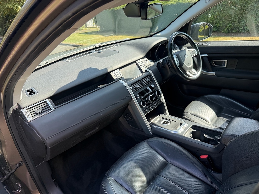 Land Rover Discovery Sport 2L Hse Black Black #19