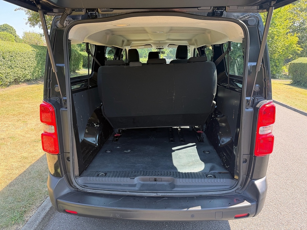 Vauxhall Vivaro Life Combi U3602 Ulez Black #5