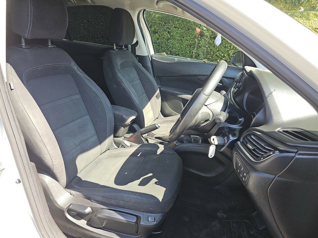 Fiat Tipo Easy Plus Red #11