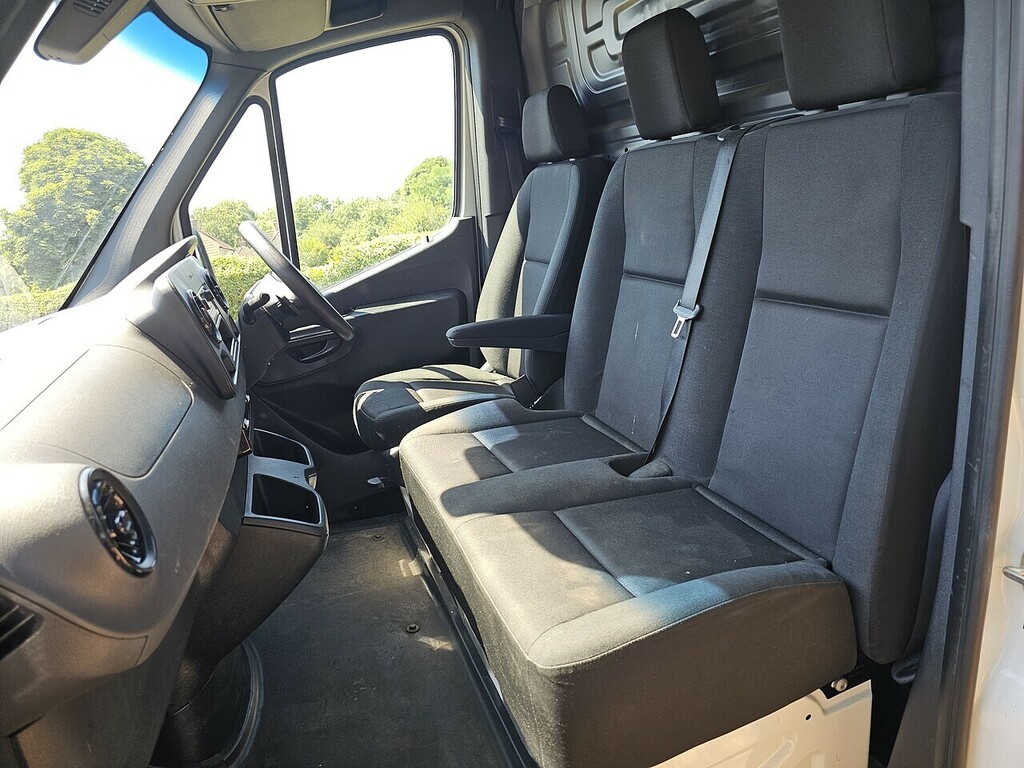 Mercedes-Benz eSprinter E-sprinter Progressive L2 H2 White #13