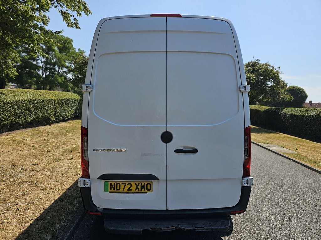 Mercedes-Benz eSprinter Progressive U3612 Ulez White #4