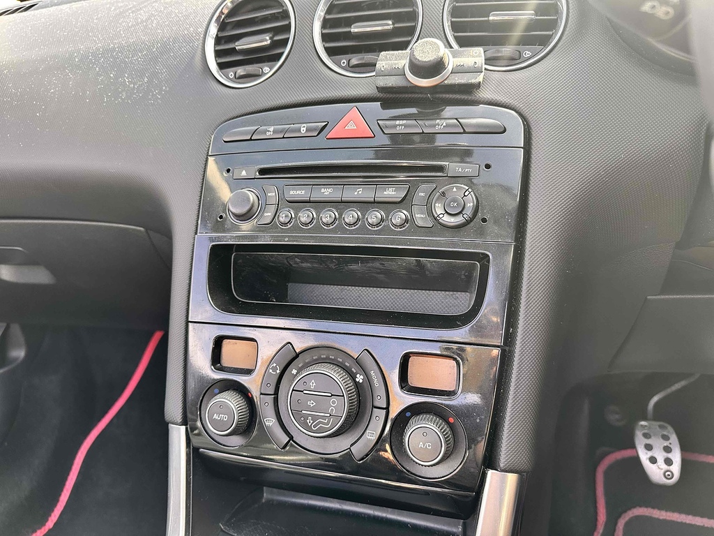 Peugeot 308 CC Active Red #25