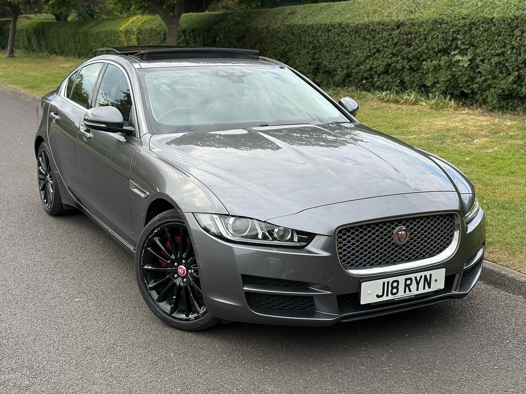 Jaguar XE D Portfolio U3452 Ulez Grey